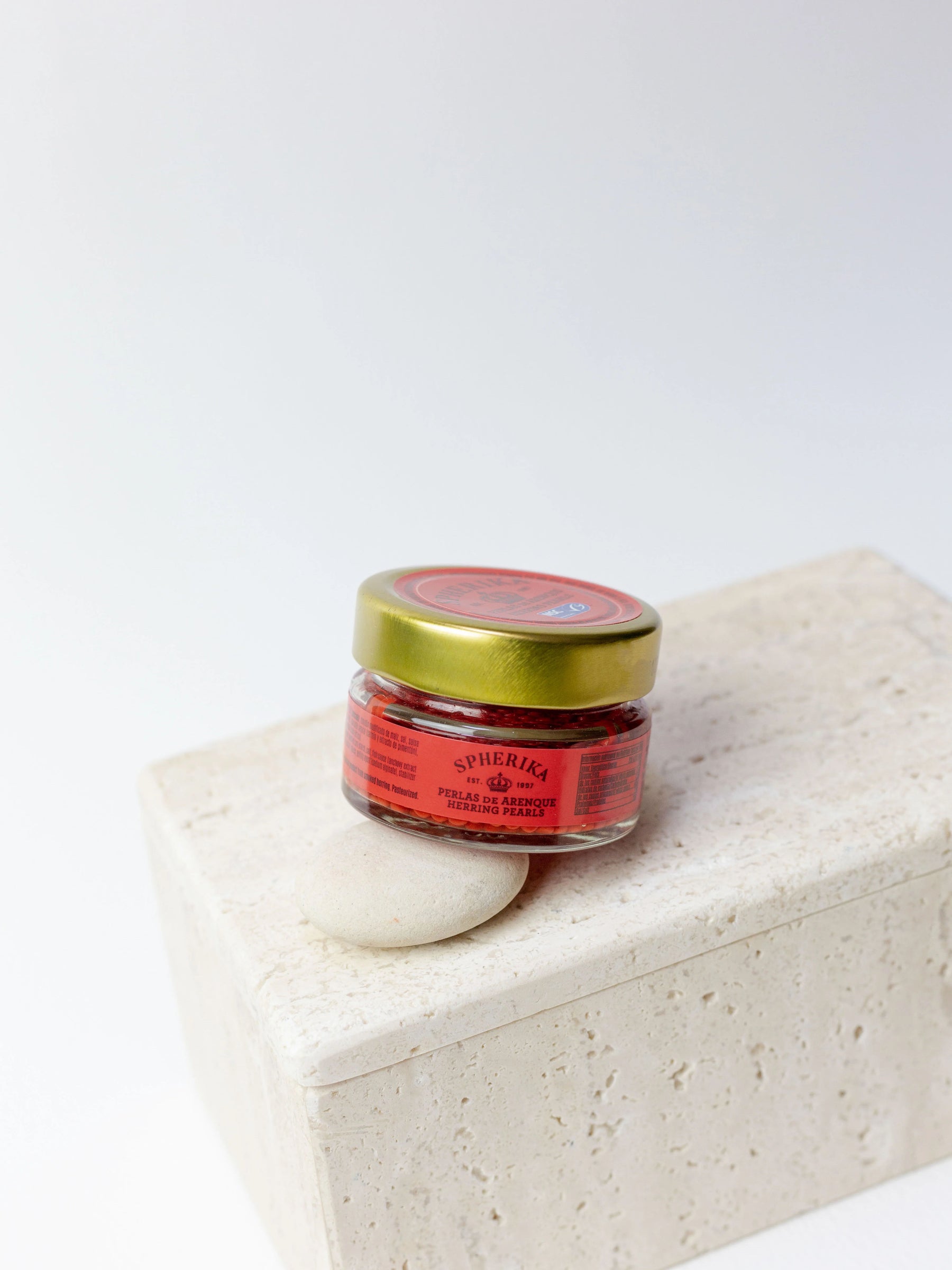 SPHERIKA, red smoked herring spheres 50g