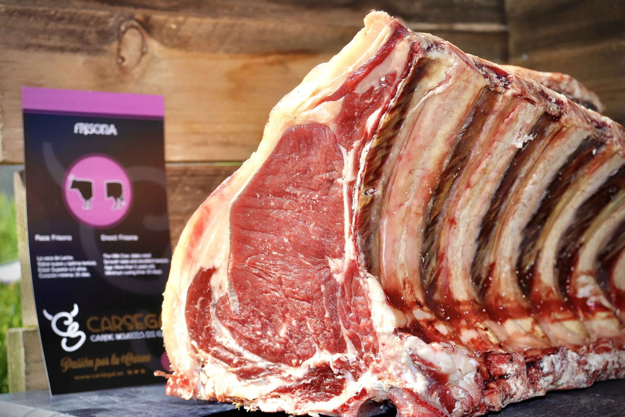 OFFER 3 GALICIAN FRISONA CHOPS
