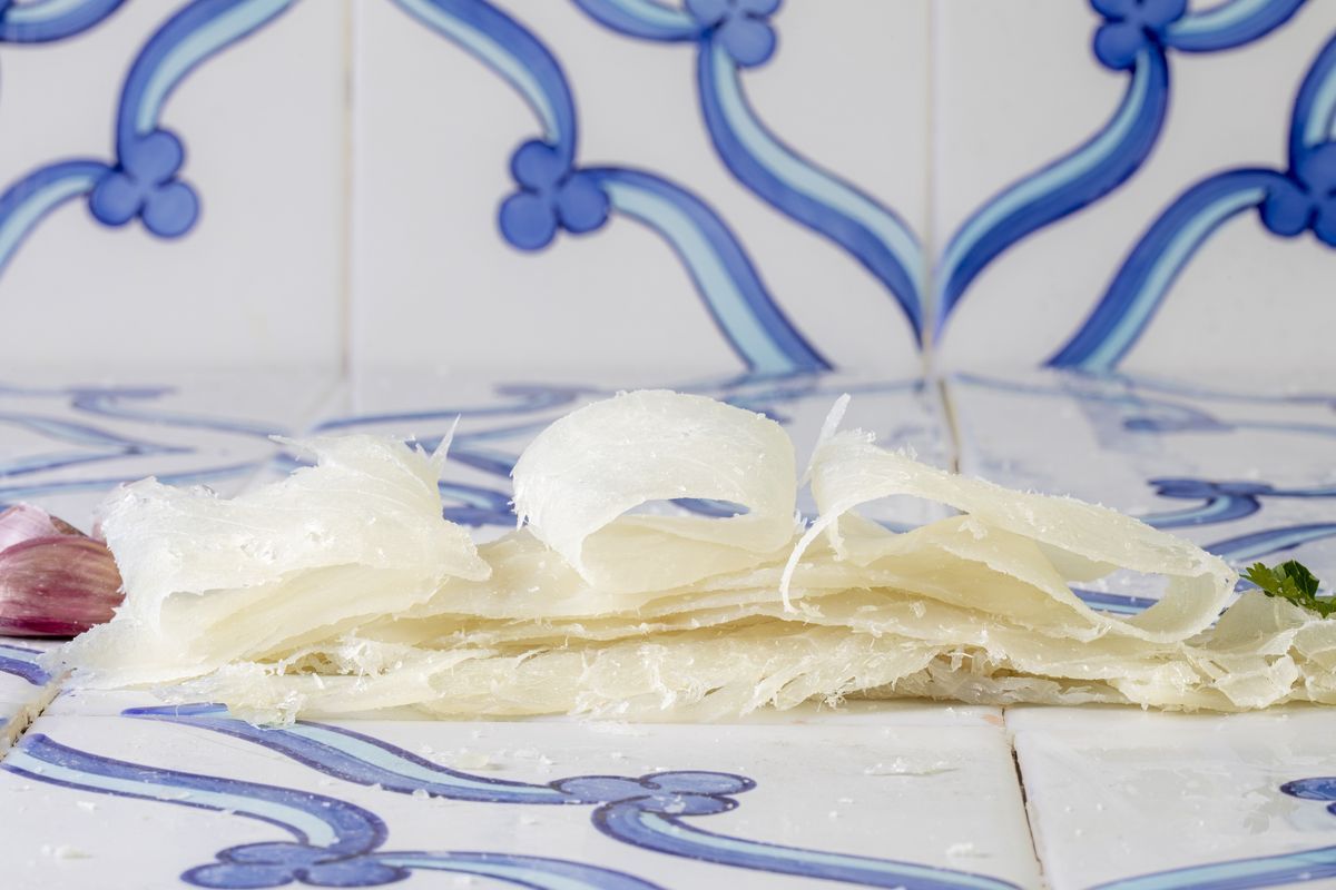 Sliced ​​cod