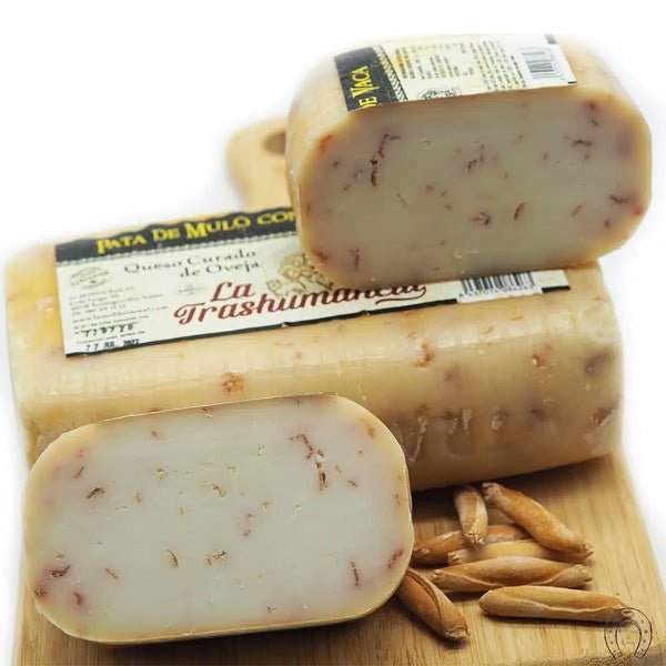 Pata de Mulo Cheese with cured meat - 370g wedge