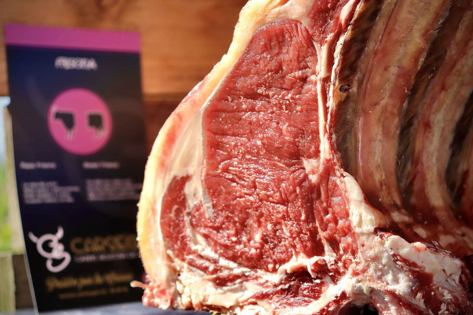 OFFER 3 GALICIAN FRISONA CHOPS