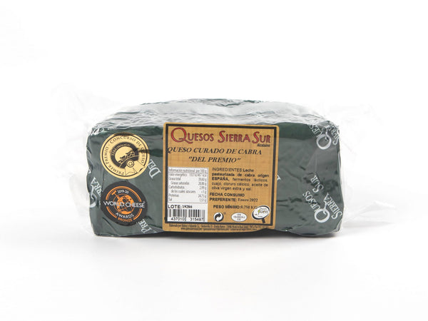 Cured goat cheese "Del premio" half cheese