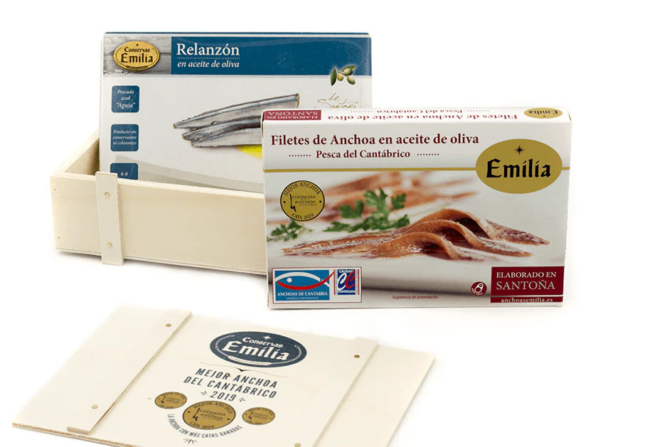 Cantabrian Anchovy Gold and Relanzón detail box