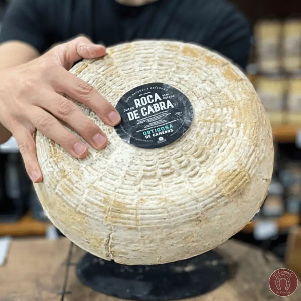 Giant Cameros Goat Cheese - 250g wedge