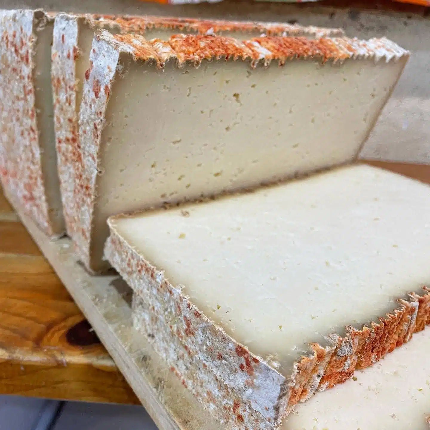Tres Leches Cheese (Castrocastillo) - whole 3.1 kg
