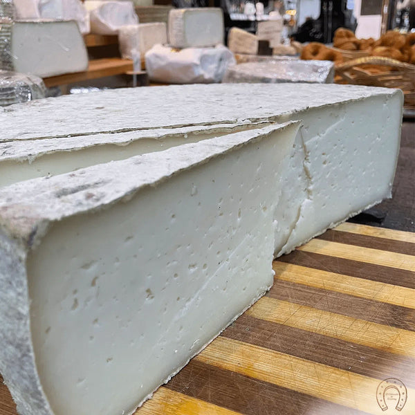Queso Anguiano curado - cuña 370g