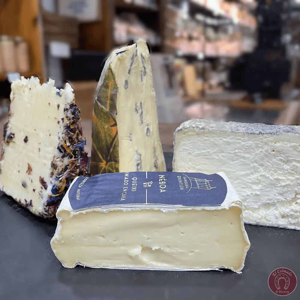 Soft cheese board - 600g