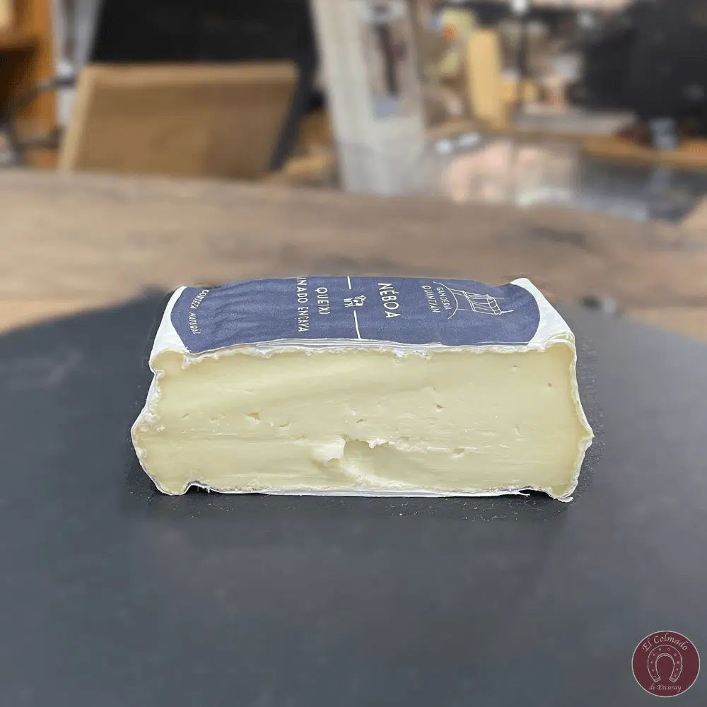 Soft cheese board - 600g