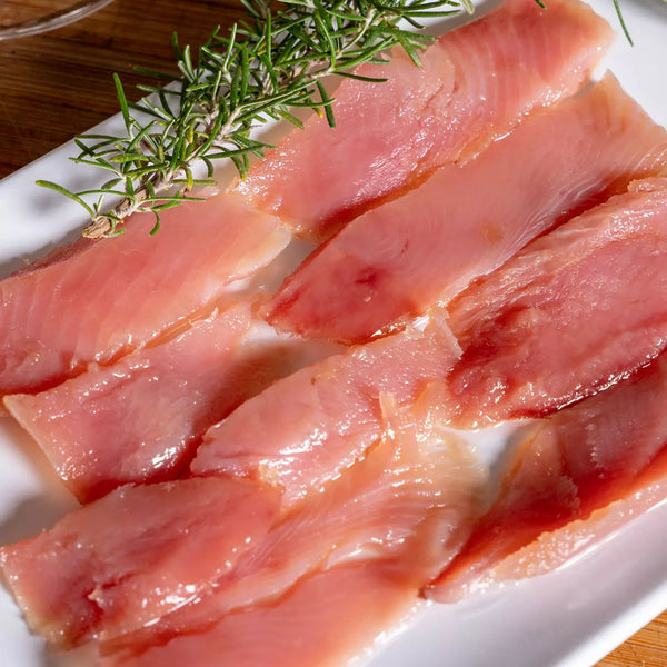 Lomo de bonito limpio en aceite