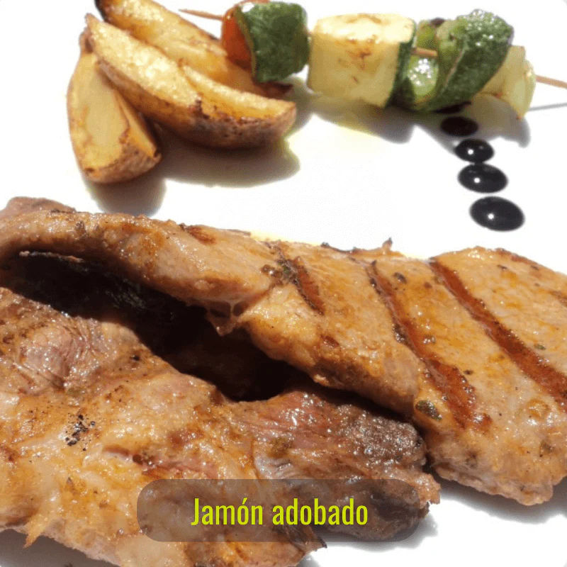 Jamón adobado fileteado, bandeja de 800 g.