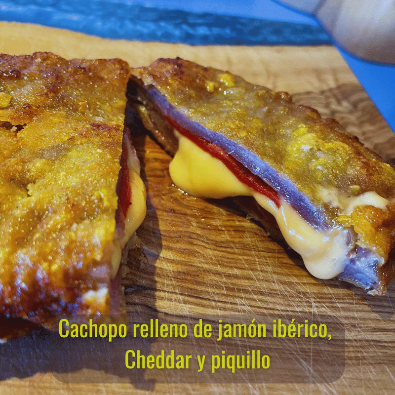 2  Cachopos de ternera rellenos de jamón ib Abrasador, cheddar y piquillo