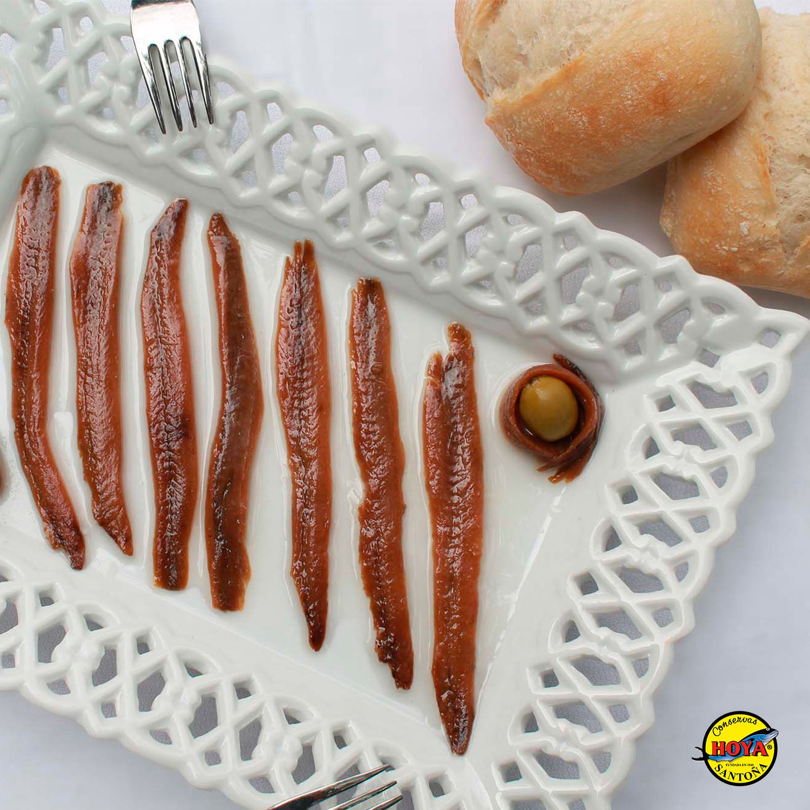 HOYA 315g Jar of Cantabrian Anchovies in Olive Oil 