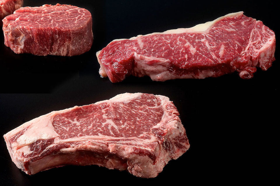 PACK 18 - Premium beef, 2 chops, 4 entrecotes and 4 sirloin medallions