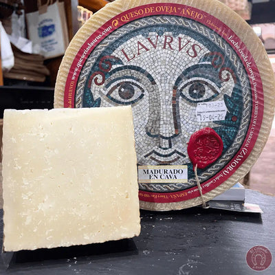 Queso Añejo Laurus - cuña 370g
