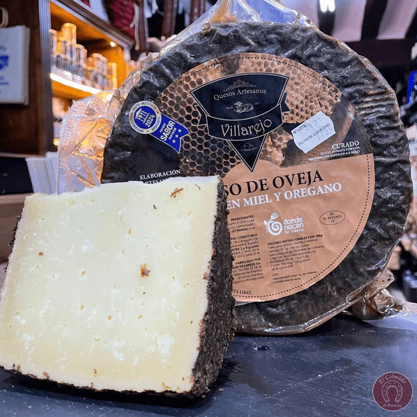 Cheese with Honey and Oregano - 370g wedge