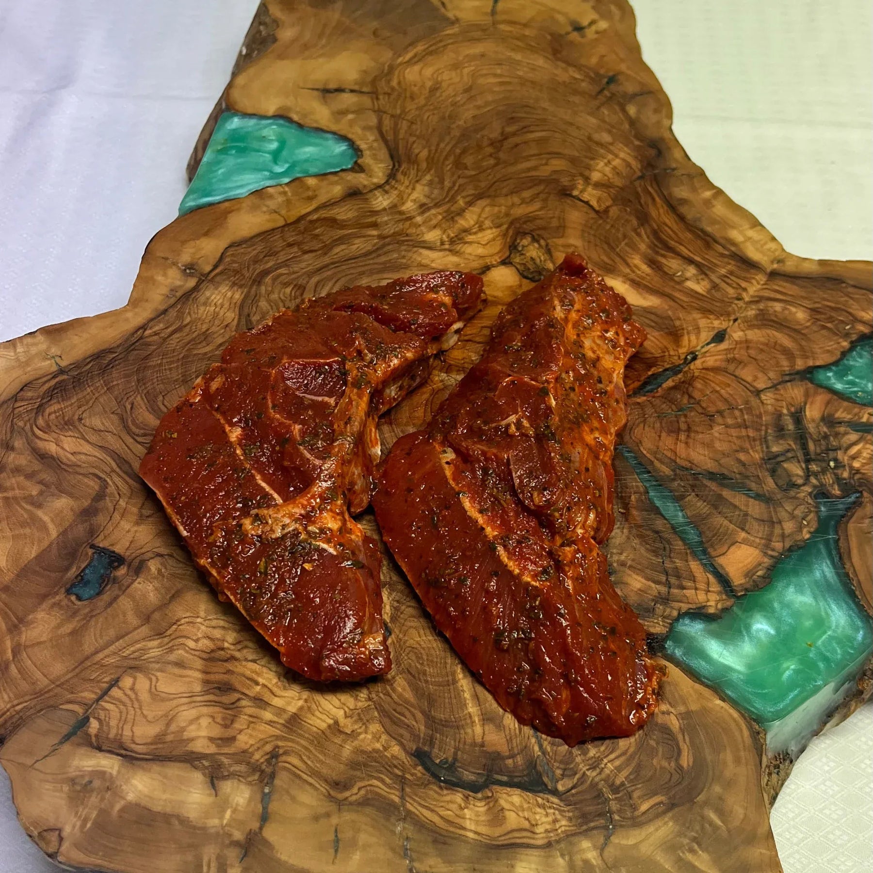 Jamón adobado fileteado, bandeja de 800 g.